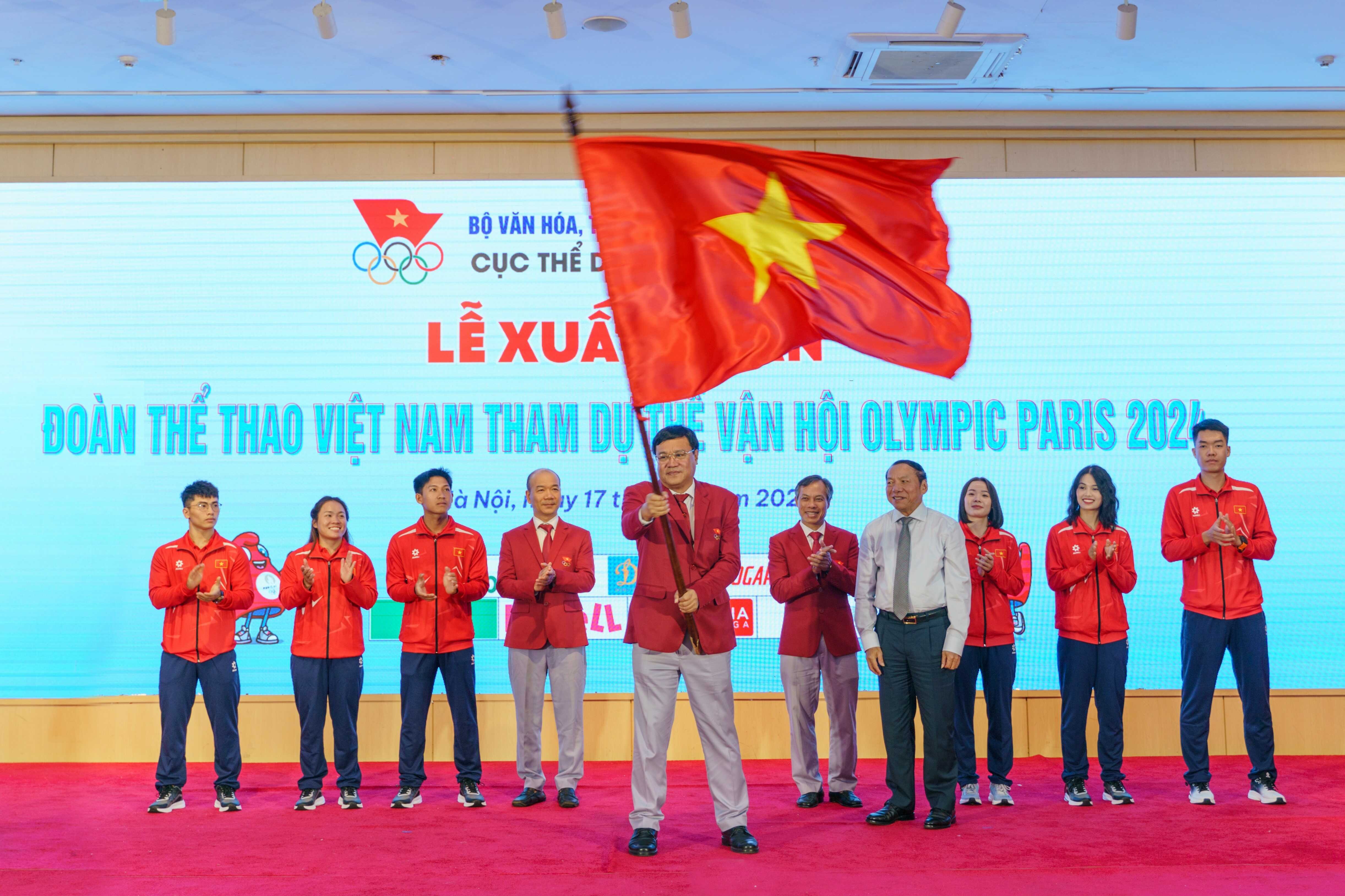 1-optimized1-le-xuat-quan-doan-the-thao-viet-nam-ttvn-tham-du-olympic-paris-2024-dien-ra-ngay-17-7-tai-ha-noi-1721283680.jpg