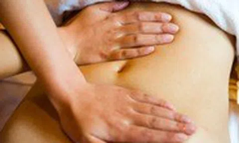 Động tác xoa bóp, massage tốt cho người nhiễm vi khuẩn HP dạ dày