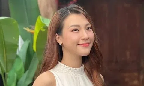 MC Hoàng Oanh lên tiếng sau sự cố với Cris Phan